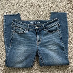 Old Navy Women's Skinny Cropped Ankle Jeans in Classic Blue